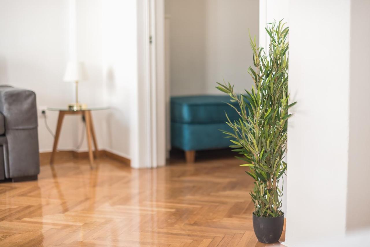 Victoria Sun Apartments アテネ エクステリア 写真