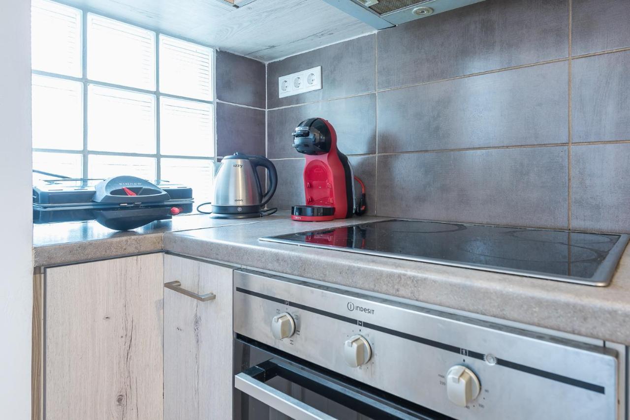 Victoria Sun Apartments アテネ エクステリア 写真